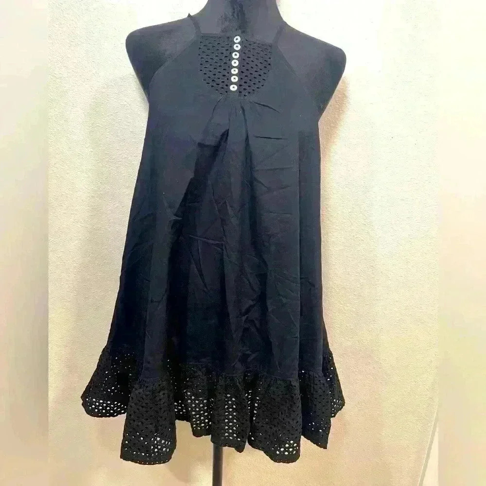 Intimately by Free People Black Eyelet Swing Top - Size Small